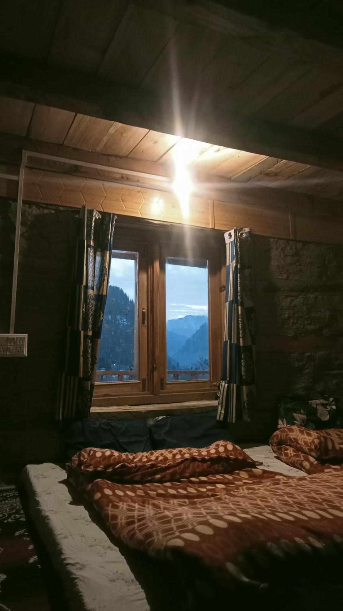 Woodstock Villa Rooms&Entirevilla Tulga Kalgha Bagian luar foto